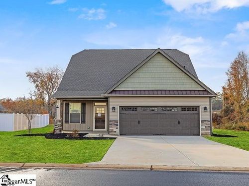 4 River Fork Trl, Greenville, SC, 29605-6325 | Card Image