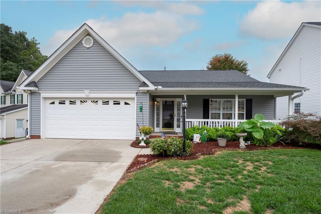 Longmont Ct, Kernersville, NC 27284