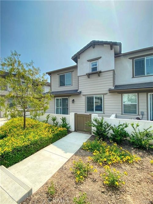18098 W Bruce Ave, Anaheim, CA, 92801 | Card Image
