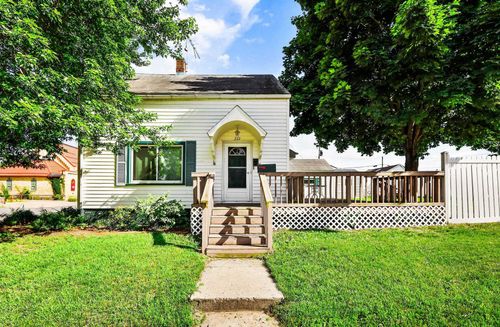 222 E Conant Street, Portage, WI, 53901 | Card Image