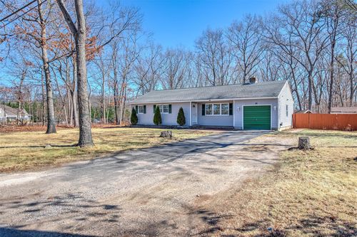 45 Helme Avenue, Brookhaven, NY, 11764 | Card Image