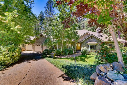 11010 Success Cross Rd, Nevada City, CA, 95959-3458 | Card Image