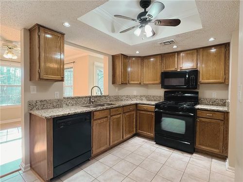 7024 Somerset Cir, Alpharetta, GA, 30004-3847 | Card Image