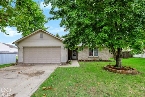 4016 Dogwood Ln, Franklin, IN, 46131-7432 | Card Image