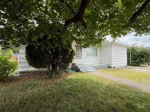 1109 Scott St, Grangeville, ID, 83530-2151 | Card Image