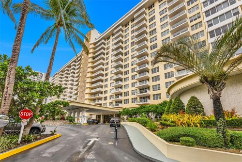 apt-17w-5600 Collins Ave, Miami Beach, FL, 33140-2416 | Card Image