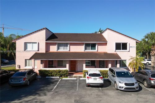 apt-102-8041 Lake Dr, Doral, FL, 33166-4693 | Card Image