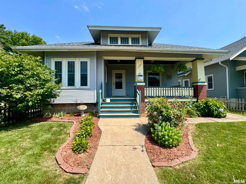 1118 W 17th St, Davenport, IA, 52804-3714 | Card Image