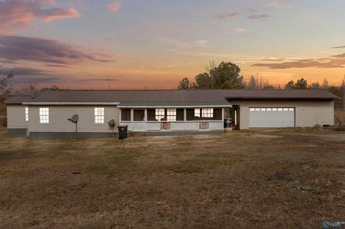 2962 County Road 140, Ider, AL, 35981-3947 | Card Image