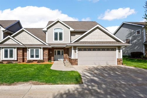 105 Wild Rose Ln, Solon, IA, 52333-4702 | Card Image