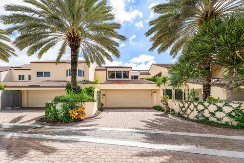 13-13 Sloans Curve Dr, Palm Beach, FL, 33480-5215 | Card Image