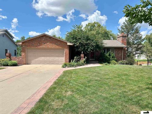8218 Stockwell Street, Lincoln, NE, 68506 | Card Image