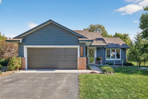 17152 Isleton Ave, Lakeville, MN, 55044-9600 | Card Image