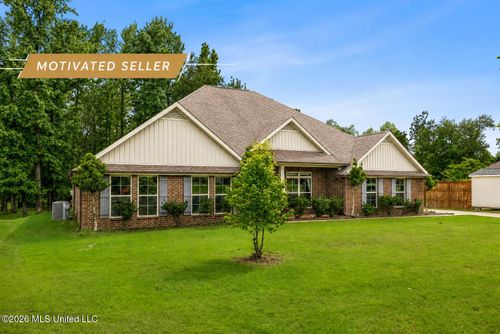 5475 Branchview Dr, Olive Branch, MS, 38654-7476 | Card Image