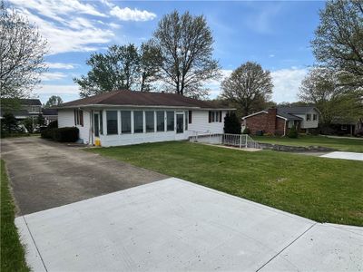 5 Farmview St, House other with 3 bedrooms, 2 bathrooms and null parking in Fairchance PA | Image 2