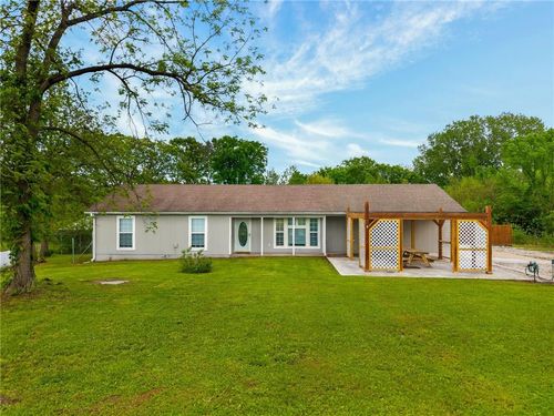 429 Nw 1601st Rd, Kingsville, MO, 64061-9136 | Card Image