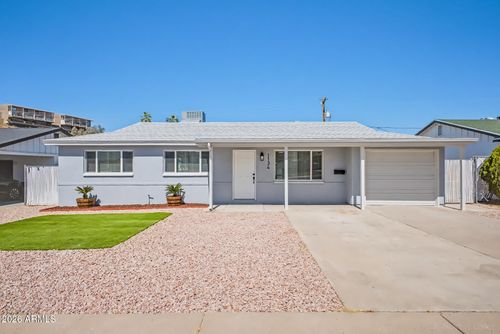 1134 E Las Palmaritas Dr, Phoenix, AZ, 85020-3740 | Card Image