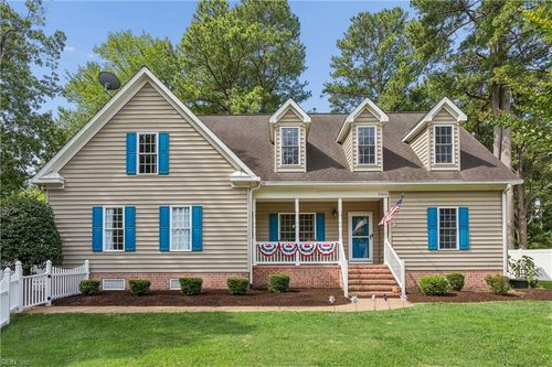 2616 Seaford Rd, Seaford, VA, 23696-2516 | Card Image