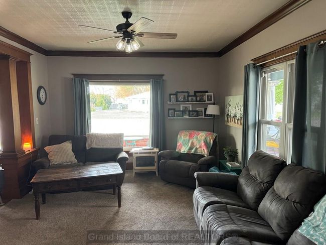 201 E Pine St, House other with 5 bedrooms, 2 bathrooms and 4 parking in Doniphan NE | Image 4