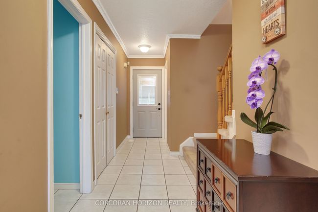 8 Haskell Rd, House other with 4 bedrooms, 2 bathrooms and 2 parking in Cambridge ON | Image 4