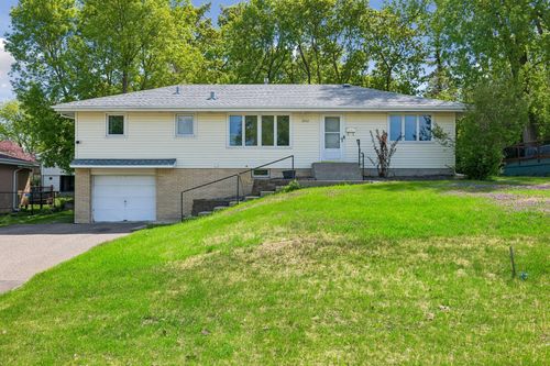 3032 Louisiana Ave N, Crystal, MN, 55427-2917 | Card Image