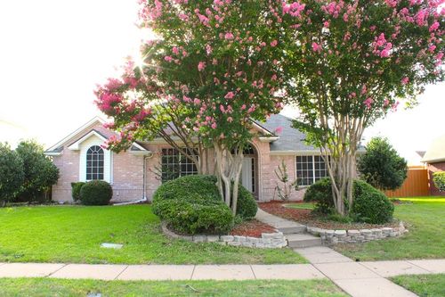 3804 Warwick Ln, Richardson, TX, 75082-2898 | Card Image