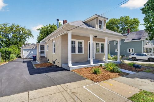 81 Sylvia Street, New Bedford, MA, 02745 | Card Image
