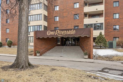 apt-102-105 3rd St N, Moorhead, MN, 56560-1938 | Card Image