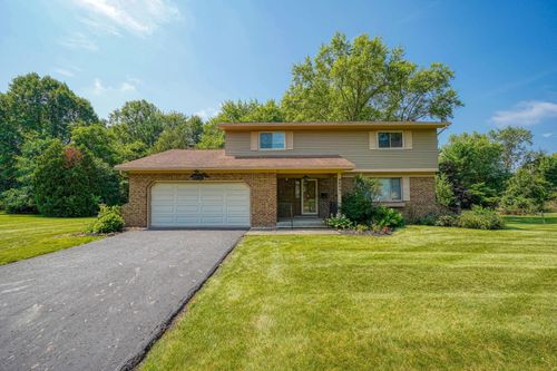 8899 Chevington Ct, Pickerington, OH, 43147-9735 | Card Image