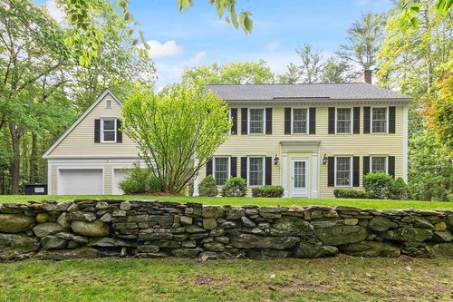 135 S Row Rd, Townsend, MA, 01469-1303 | Card Image