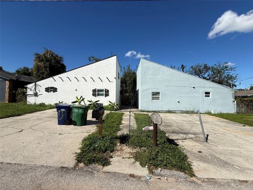 b-8606 N Semmes St, TAMPA, FL, 33604-1985 | Card Image