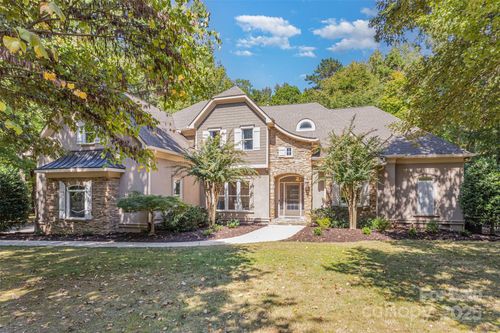 2624 Brook Hollow Rd, Charlotte, NC, 28270-1690 | Card Image