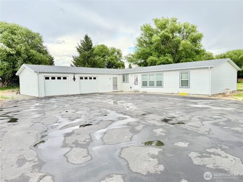 1888 Old Highway 97, Okanogan, WA, 98840-8225 | Card Image