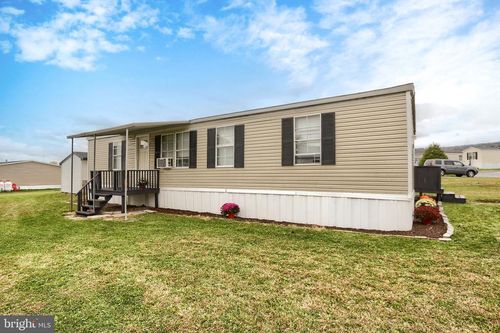 292 Dallas Dr, GRANTVILLE, PA, 17028-9540 | Card Image