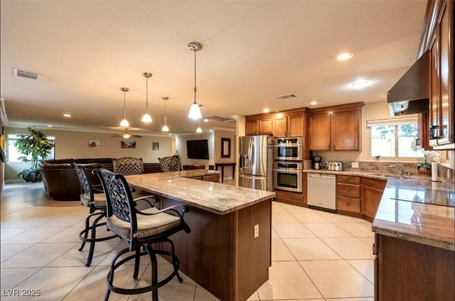 3597 Cochise Ln, House other with 4 bedrooms, 4 bathrooms and null parking in Las Vegas NV | Image 9