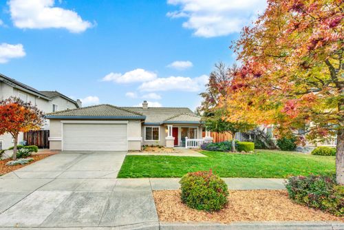 3216 Lagunita Cir, Fairfield, CA, 94533-7788 | Card Image