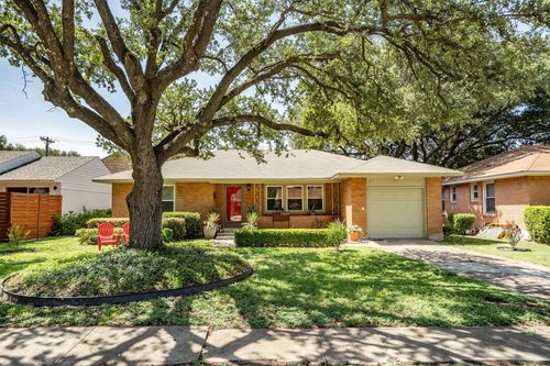 2324 Materhorn Dr, Dallas, TX, 75228-3308 | Card Image