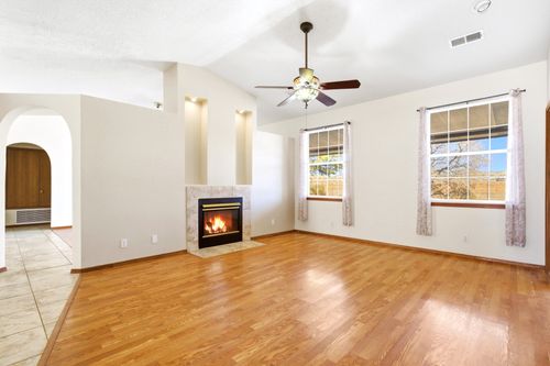 2881 Chessman Dr Se, Rio Rancho, NM, 87124-7261 | Card Image