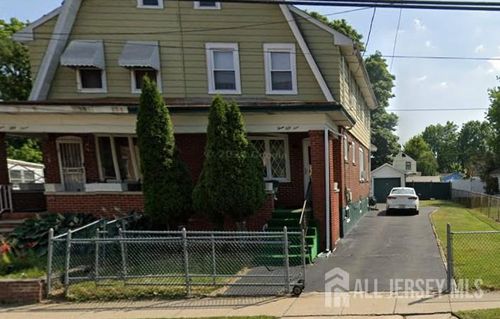 359 Parkway Ave, Trenton, NJ, 08618-2829 | Card Image