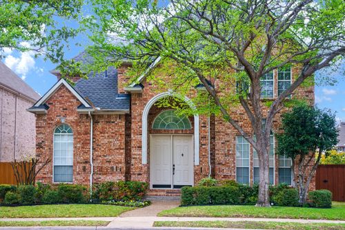 3305 Kendall Ln, Irving, TX, 75062-6593 | Card Image