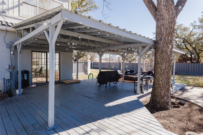 View of deck | Image 38