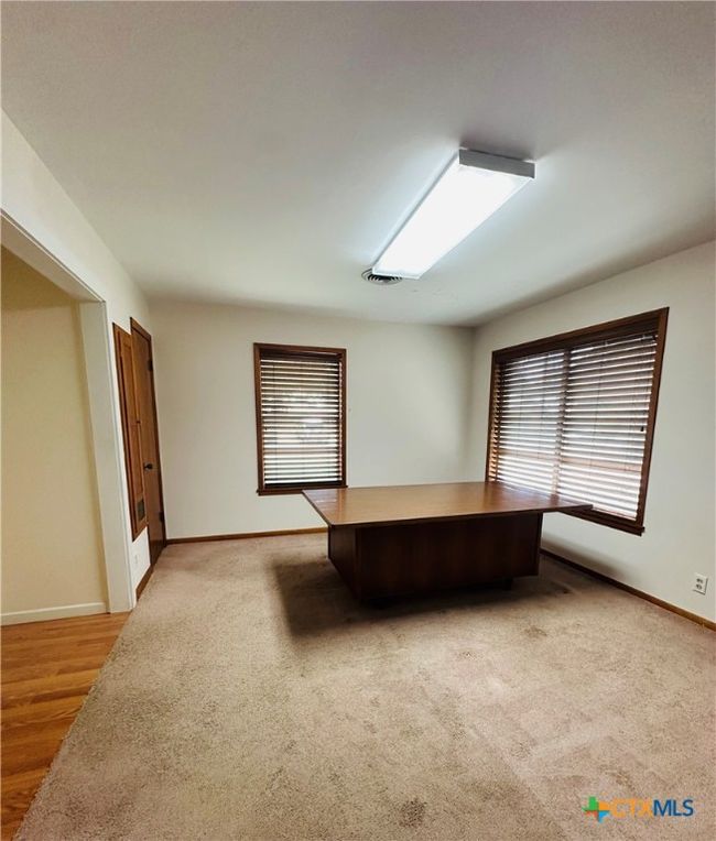 front office | Image 11
