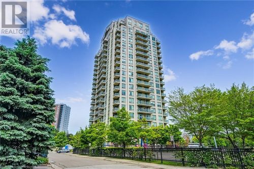 902-1359 Rathburn Rd E, Mississauga, ON, L4W5P7 | Card Image