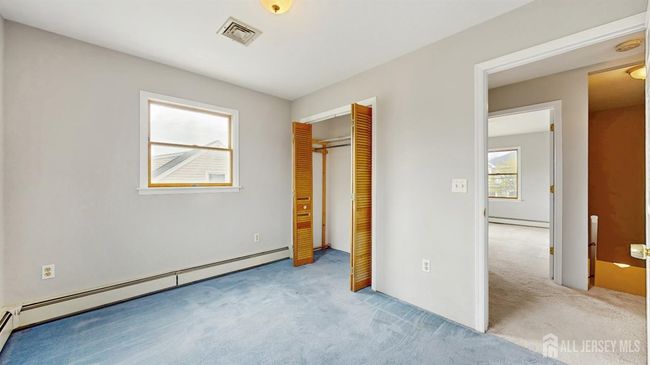 107 Loring Ave, House other with 4 bedrooms, 2 bathrooms and null parking in Edison NJ | Image 16
