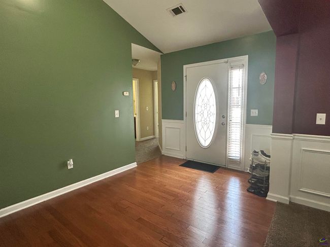 208 Burr Dr, House other with 3 bedrooms, 2 bathrooms and null parking in Byron GA | Image 5