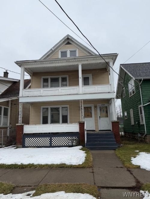 2725 Pierce Ave, Niagara Falls, NY, 14301-1425 | Card Image