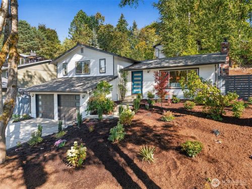 10120 111th Ave Ne, Kirkland, WA, 98033-5137 | Card Image