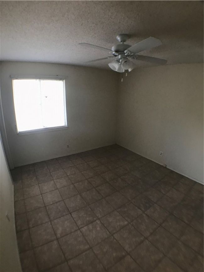 APT-109 - 2612 Salado St, Condo with 1 bedrooms, 1 bathrooms and 1 parking in Austin TX | Image 6