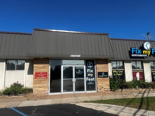 32000 Woodward Ave, Royal Oak, MI, 48073-0998 | Card Image