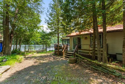 1061-A Centennial Lake Rd, Calabogie, ON, K0J1H0 | Card Image